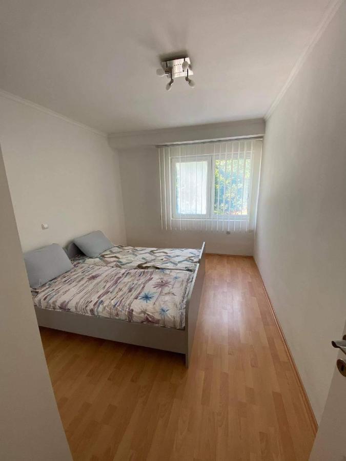 Aqua Blue Apartment Pestani Luaran gambar