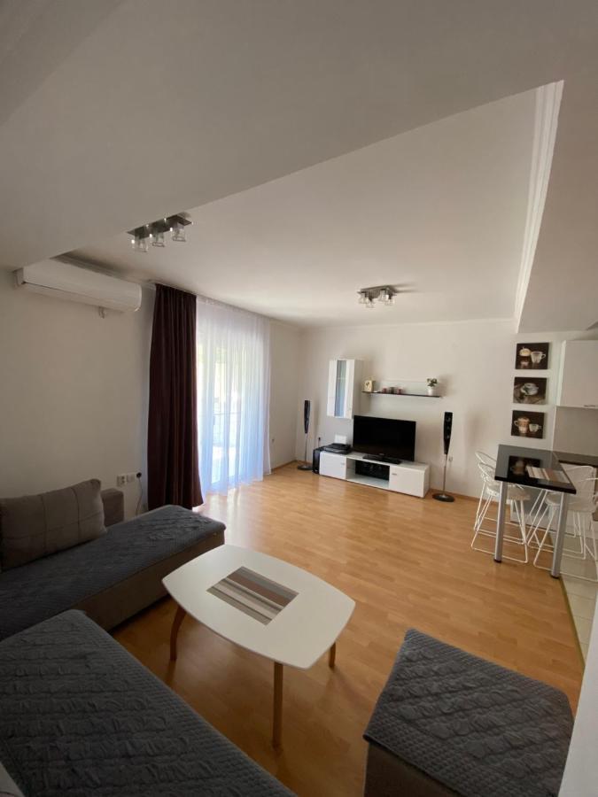 Aqua Blue Apartment Pestani Luaran gambar